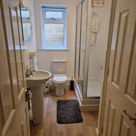Duplex Flat In Cirencester Town Centre,Free Paking And Wifi Exterior photo