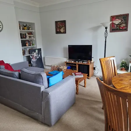 Duplex Flat In Cirencester Town Centre,Free Paking And Wifi Exterior photo